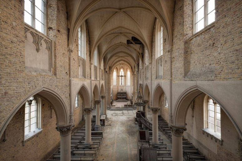 Les églises abandonnées ... 170