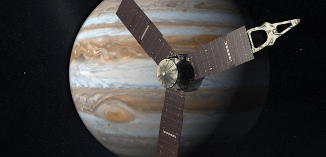 Une vue d'artiste de la sonde Juno, qui doit arriver sur Jupiter le 5 juillet 2016 (pour la France, le 4 juillet pour les Etats-Unis). © Olivier Lascar