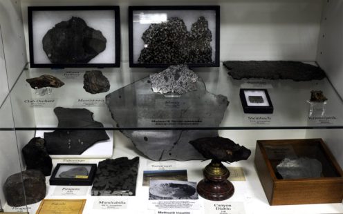Le Vatican accueille sa première convention sur les météorites (vidéo) By Jack35 128