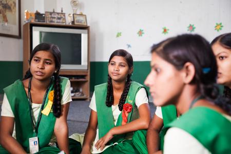 En Inde, cette école bouleverse le destin des filles (vidéo) By Jack35 1-24