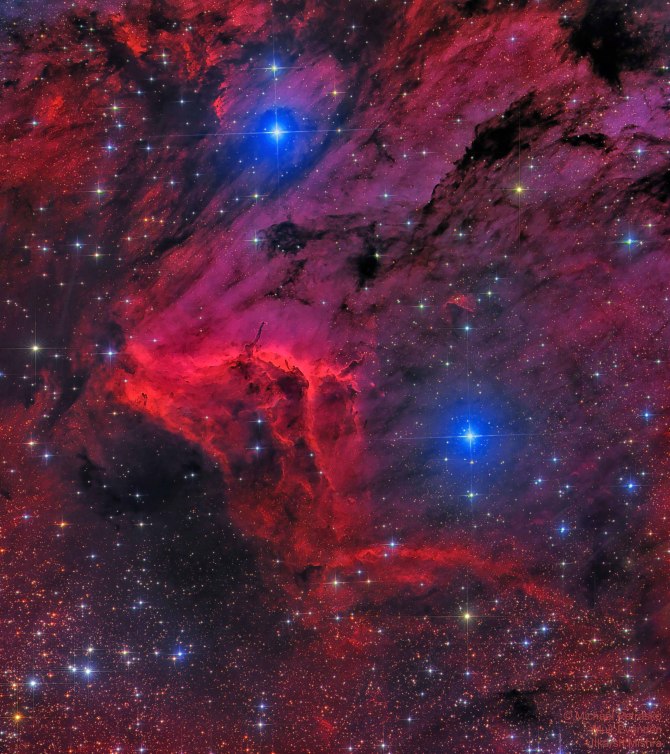 L’image du jour : La nébuleuse du Pélican en rouge et bleu, IC 5070 (vidéo) By Jack35 1-13
