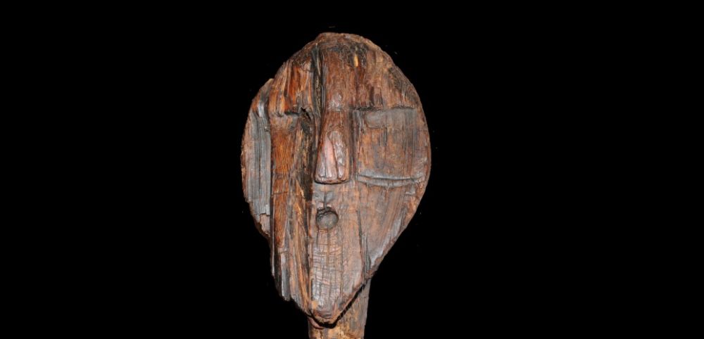 Idole de Shigir, la plus ancienne sculpture en bois du monde désormais datée de… 12.500 ans ! (vidéo) By Jack35 1-14