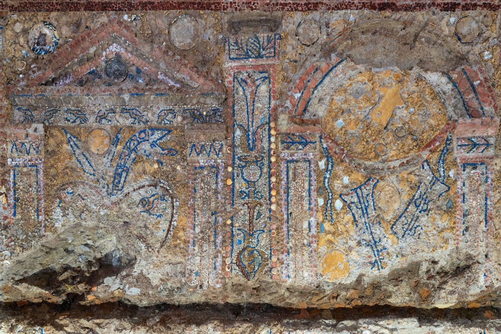 Des archéologues découvrent une extraordinaire mosaïque vieille de 2 100 ans (galerie et vidéo) By Jack35 3-1